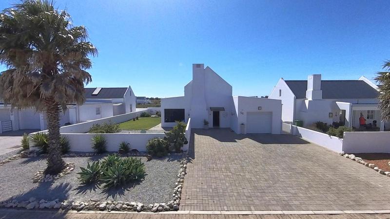 2 Bedroom Property for Sale in Lampiesbaai Western Cape
